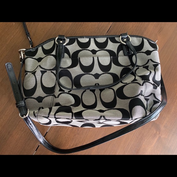 Coach Handbag - Picture 2 of 8